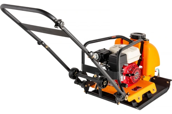 Виброплита с баком для воды 5.5 л.с. Gigant Honda Engine BVP80T-H160