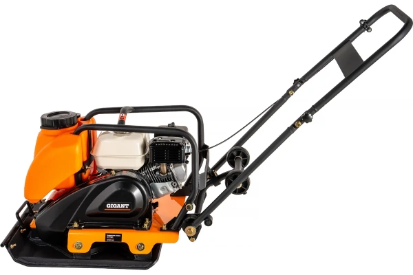 Виброплита с баком для воды 5.5 л.с. Gigant Honda Engine BVP80T-H160